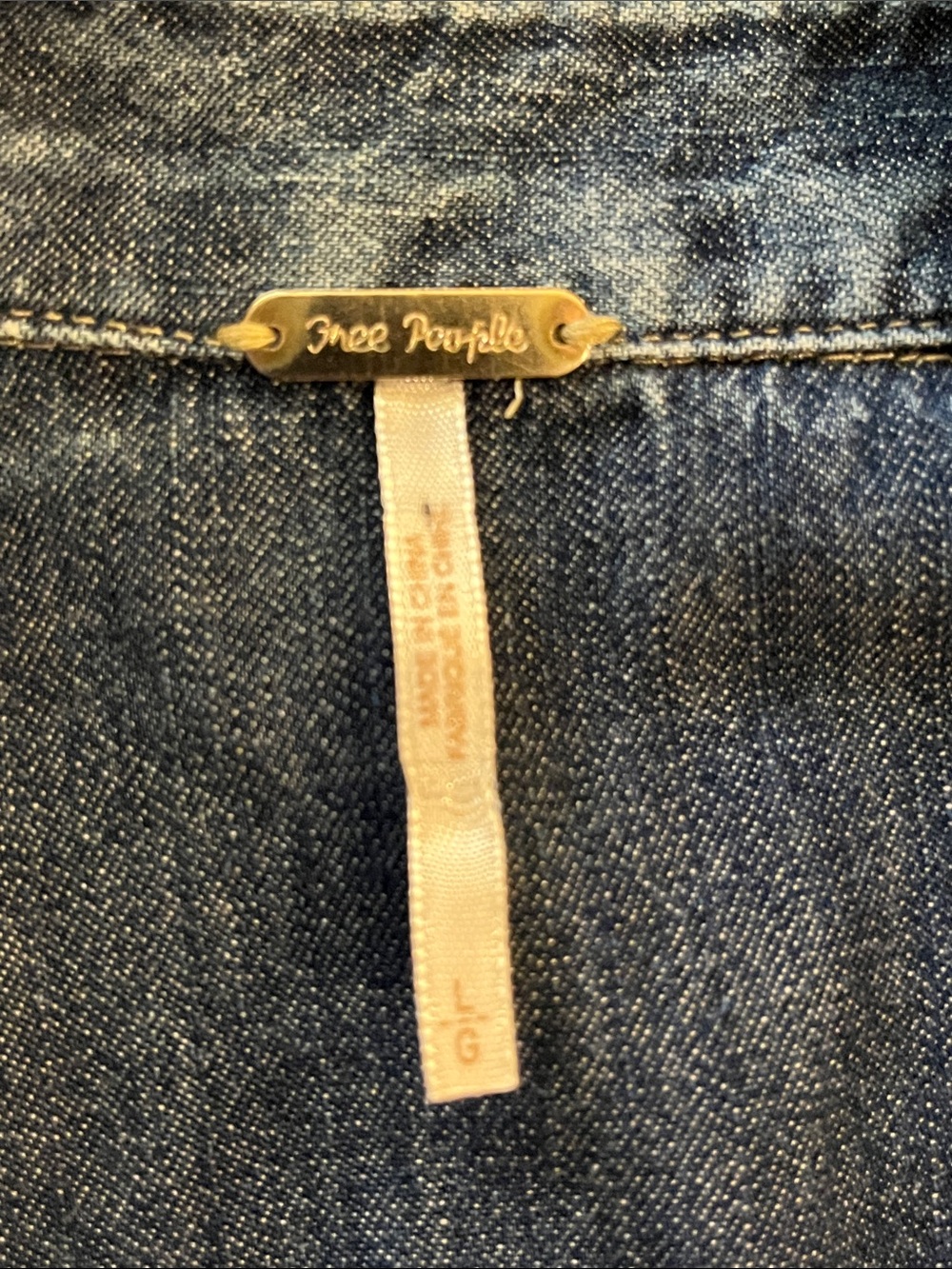 Free People denim / jean vest w/ bandana patch print. Frayed. Boho. Western. L - Picture 5 of 7